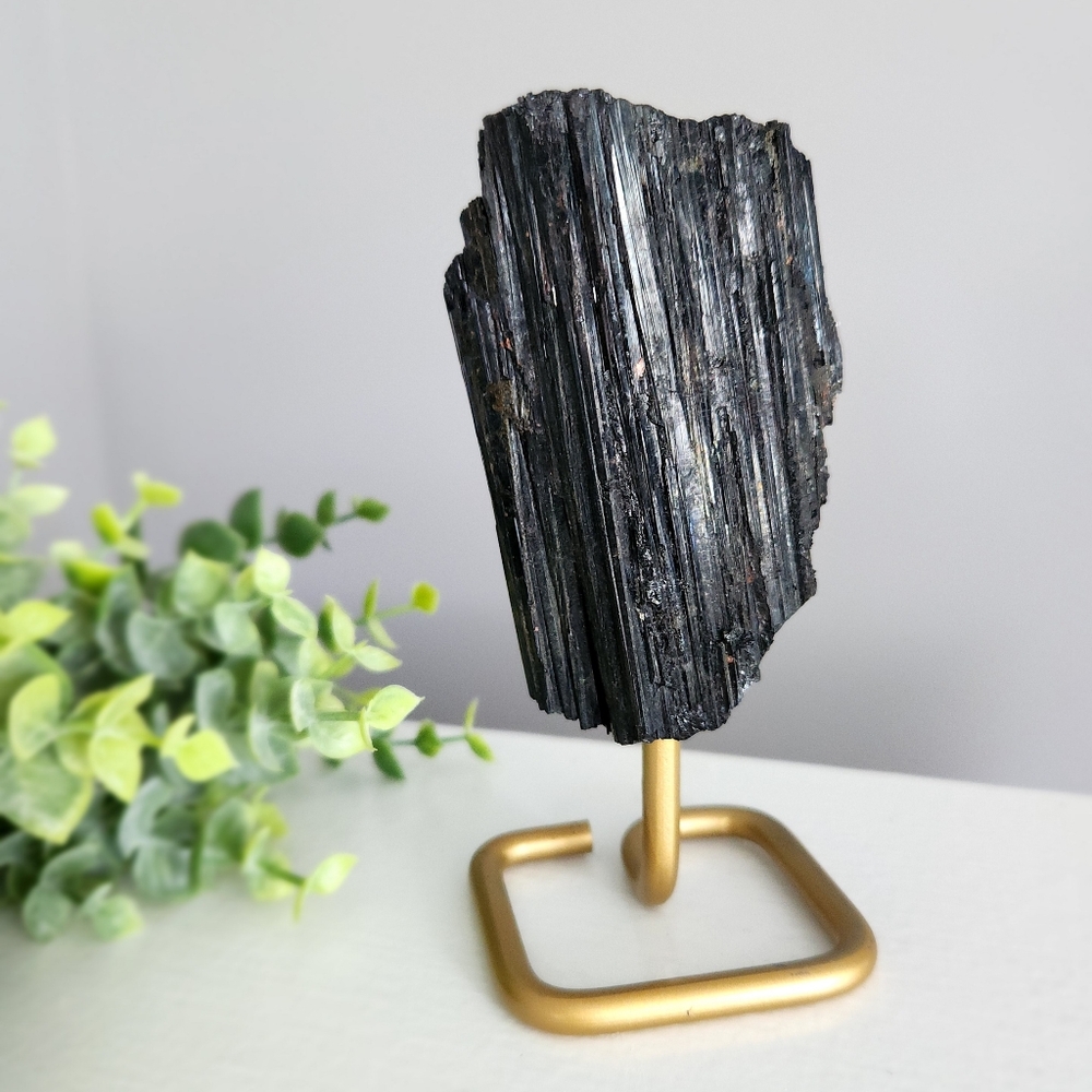 Raw black tourmaline chunk on gold stand - crystal - Picture 3 of 10